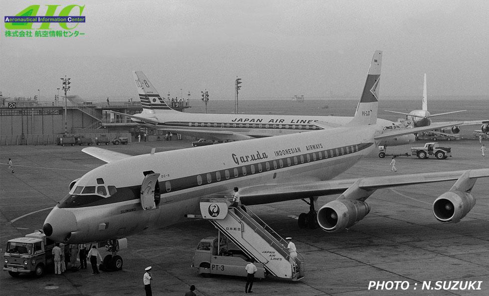 ダグラスDC-8-55　45765/265　PK-GJD ガルーダ・インドネシア航空（1966年　羽田空港）